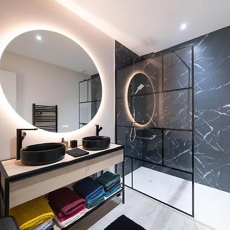 Maison Les Portes De L'ocean Avec Jacuzzi 8/10p Holiday home