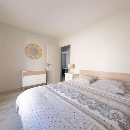 Maison Les Portes De L'ocean Avec Jacuzzi 8/10p Holiday home Sainte-Helene (Gironde)